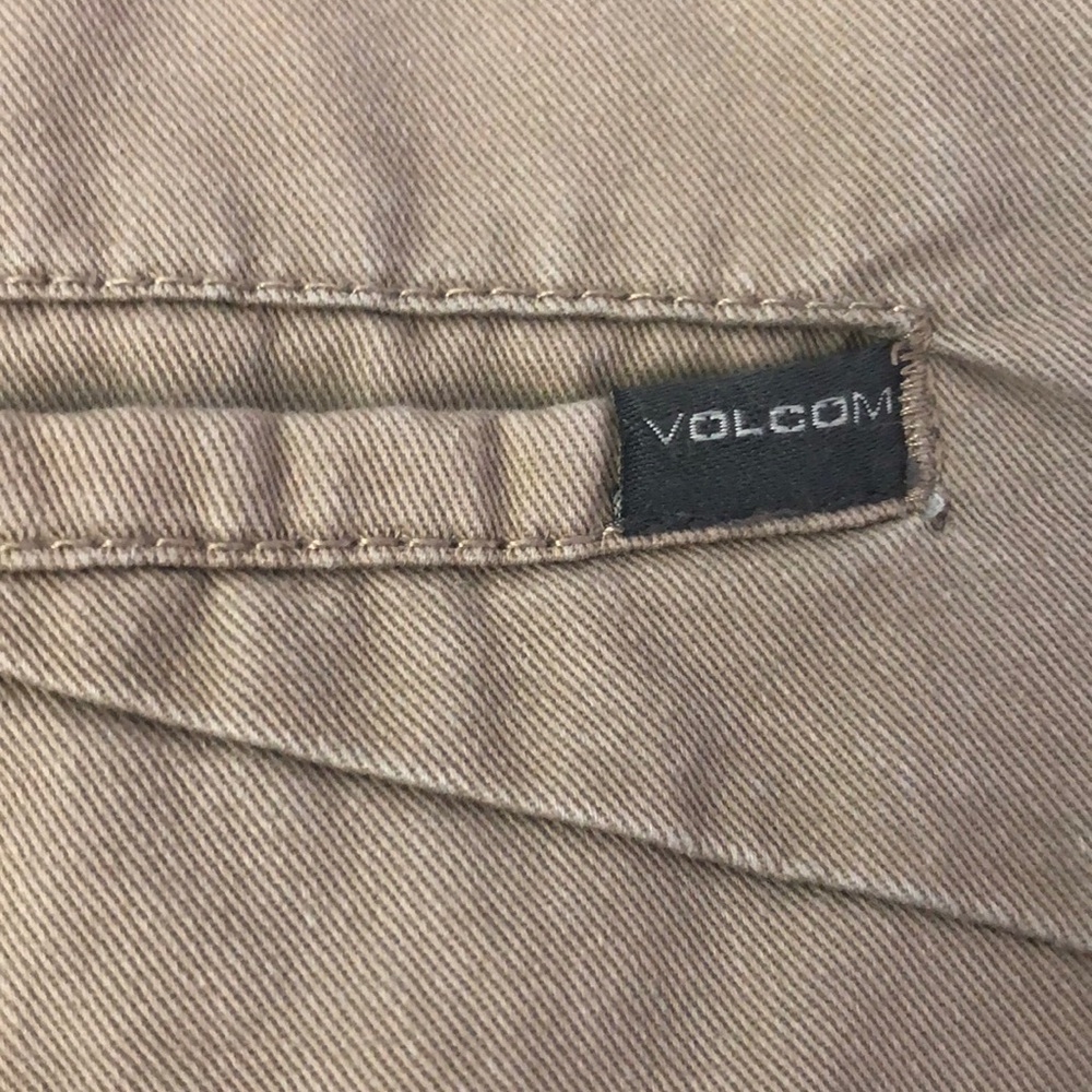 Volcom Shorts - image 3